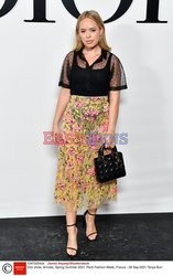 Goście na Tygodniu Mody w Paryżu - lato 2022