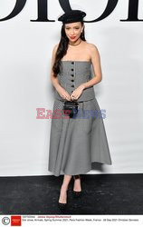 Goście na Tygodniu Mody w Paryżu - lato 2022