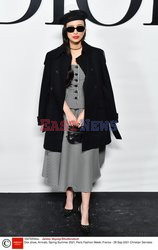 Goście na Tygodniu Mody w Paryżu - lato 2022