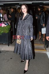 Goście na Tygodniu Mody w Paryżu - lato 2022