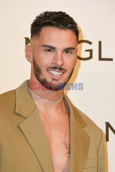 Goście na Tygodniu Mody w Paryżu - lato 2022