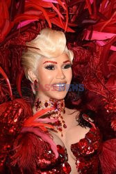 Goście na Tygodniu Mody w Paryżu - lato 2022