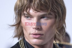 Goście na Tygodniu Mody w Paryżu - lato 2022