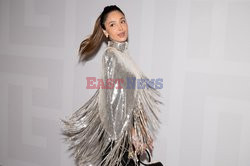 Goście na Tygodniu Mody w Paryżu - lato 2022