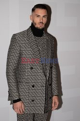 Goście na Tygodniu Mody w Paryżu - lato 2022