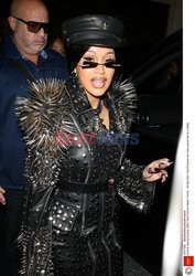 Goście na Tygodniu Mody w Paryżu - lato 2022