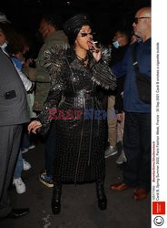 Goście na Tygodniu Mody w Paryżu - lato 2022