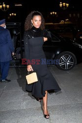 Goście na Tygodniu Mody w Paryżu - lato 2022