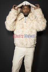 Goście na Tygodniu Mody w Paryżu - lato 2022