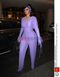 Goście na Tygodniu Mody w Paryżu - lato 2022