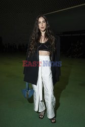 Goście na Tygodniu Mody w Paryżu - lato 2022