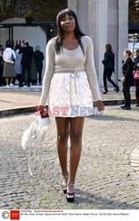 Goście na Tygodniu Mody w Paryżu - lato 2022