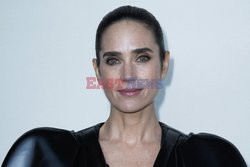 Goście na Tygodniu Mody w Paryżu - lato 2022