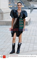 Goście na Tygodniu Mody w Paryżu - lato 2022