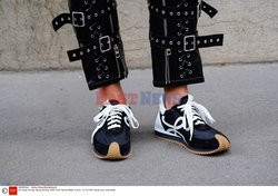 Goście na Tygodniu Mody w Paryżu - lato 2022