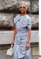 Goście na Tygodniu Mody w Paryżu - lato 2022