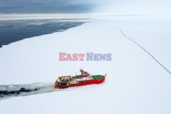 Brytyjski statek badawczy RRS Sir David Attenborough zakończył próby lodowe
