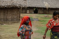 Kobiety z plemienia Guna Dule w Kolumbii