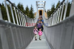721 metrowy wiszący most dla pieszych otwarto w Czechach
