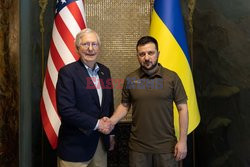 Wojna w Ukrainie - Prezydent Zełenski spotkał się z amerykańskimi senatorami