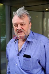 Krzysztof Cugowski przed studiem Dzień Dobry TVN