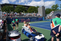Alicja Rosolska i Erin Routliffe przeszły do drugiej rundy US Open