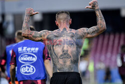 Pasquale Mazzocchi odsłonił tatuaże