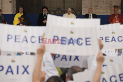 Papież podczas Wołania o Pokój w Koloseum