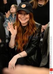 Lindsay Lohan na meczu koszykówki