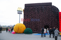McDonald w Ustroniu ubrany na zimę