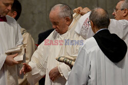 Papież Franciszek przewodniczy noworocznej mszy w bazylice Św. Piotr