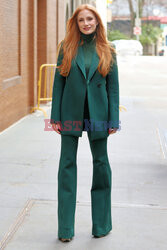 Jessica Chastain w zielonym garniturze