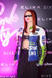 Pudelek Pink Party
