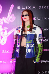 Pudelek Pink Party