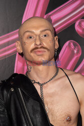 Pudelek Pink Party