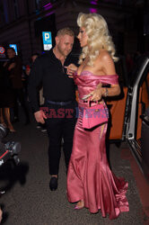 Pudelek Pink Party
