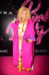 Pudelek Pink Party