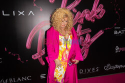 Pudelek Pink Party
