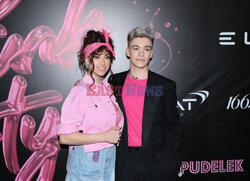 Pudelek Pink Party