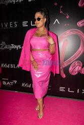 Pudelek Pink Party