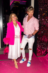 Pudelek Pink Party