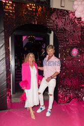 Pudelek Pink Party