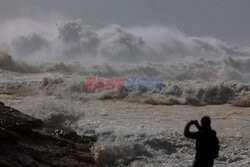 Orkan Ciaran uderza w Europę