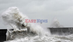 Orkan Ciaran uderza w Europę