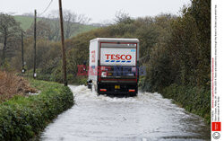 Orkan Ciaran uderza w Europę