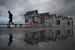 Orkan Ciaran uderza w Europę