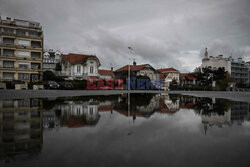 Orkan Ciaran uderza w Europę