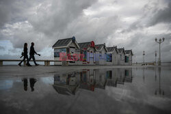 Orkan Ciaran uderza w Europę