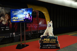 PKP promuje film "O psie, który jeździł koleją"