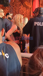 Avril Lavigne i Tyga w nocnym klubie